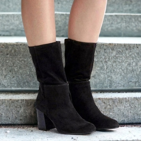 NIB 7 1/2 Eileen Fisher Cinch Zip Ankle Booties Black 7.5 Slouchy Minimalist - Picture 1 of 14